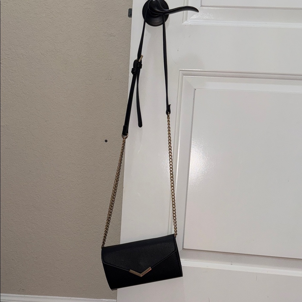 Elegant Black Crossbody Bag